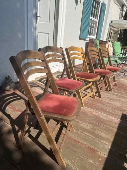 Photo of free 5 Collapsing theater chairs (Grand View-on-Hudson) #1