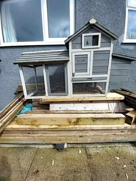 Photo of free Chicken house and run (Kendal LA9) #1