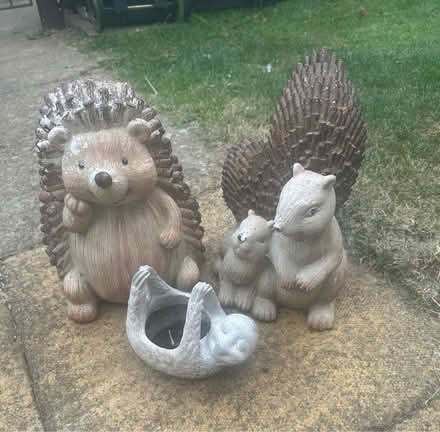 Photo of free garden ornaments (Ravenfield S65) #1