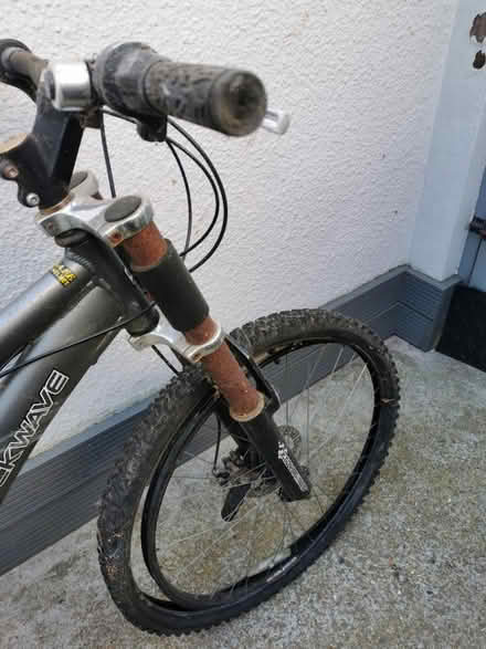 Photo of free Grotty old bike mens (Adeyfield. HP2) #3