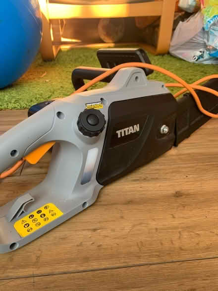 Photo of free Electric chainsaw (Keynsham) #1