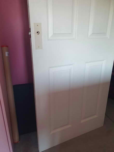 Photo of free 6 panel door from Howdens (Morden) #3