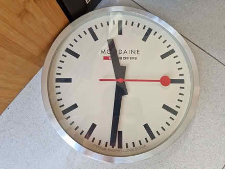 Photo of free Broken clock for a decoration - Swiss railway style (Bog Gate TW9) #1