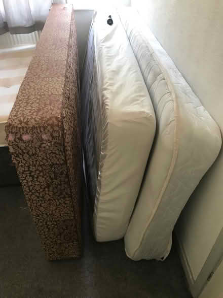 Photo of free 2xsingle matress and 1 single bed (Sandstone,Sheffield S9) #1