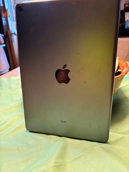 Photo of free iPad 9th generation (Southwedge) #1