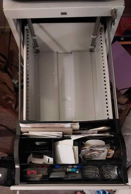 Photo of free 2-drawer locking cabinet (Palo Alto, Ventura) #2