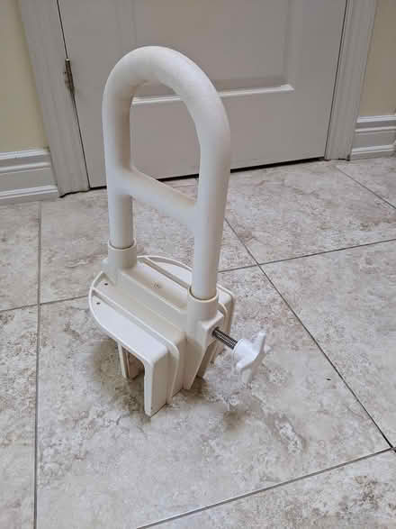 Photo of free Bathtub Support Handle (yonge & Finch) #2