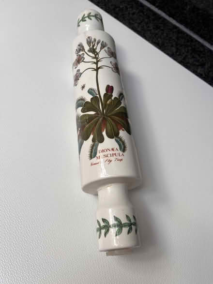 Photo of free Ceramic Pastry Board & Portmeirion Ceramic Rolling Pin (Hales Bridge RH5) #2