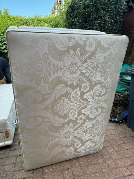 Photo of free 4 Drawer Divan base (NR18) #2