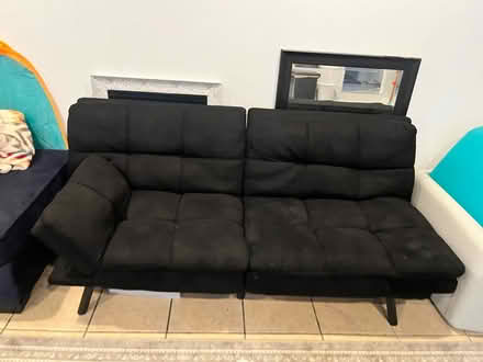 Photo of free Black futon / sofa bed (South Los Ángeles) #4