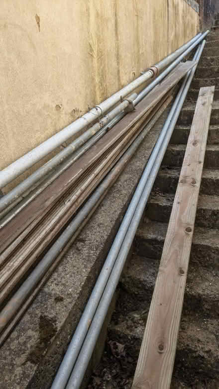 Photo of free Decking (Cr3 5jf) #2