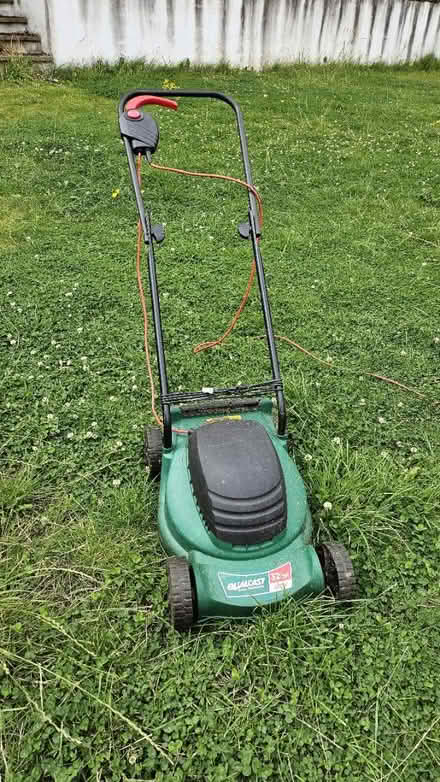 Photo of free Lawn mower (Bradford, BD7) #1