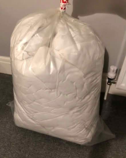 Photo of free As new king size duvet (Gosport PO12) #2
