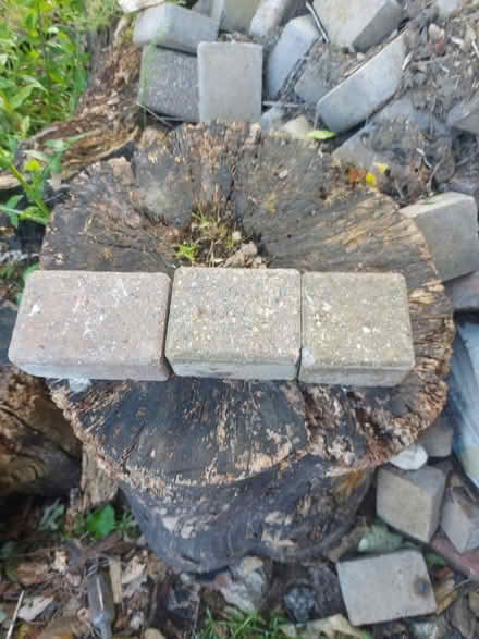 Photo of free Block paving (Sheffield, Deepcar, S36.) #4