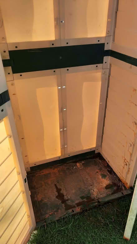 Photo of free Garden storage unit approx 6ft x 3ft (Winnersh RG41) #2
