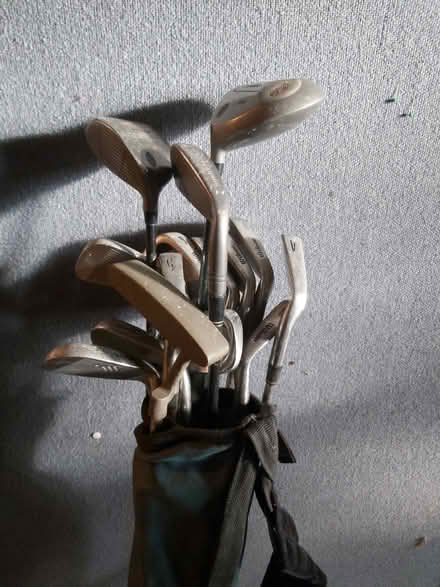 Photo of free Ladies golf clubs (MK17 9BP) #4