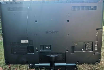 Photo of free Sony Bravia TV with remote (Caversham Heights RG4) #2