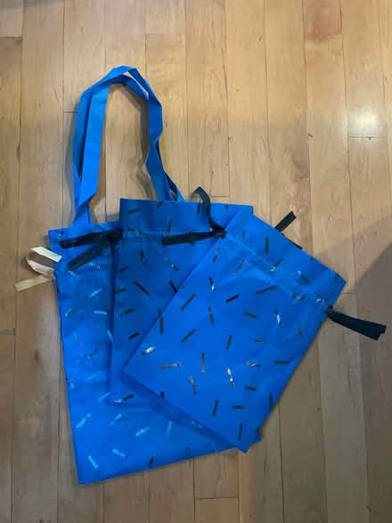 Photo of free Amazon Gift Bags (South End) #1