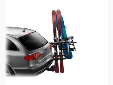 Photo of free Thule hitch ski rack (Glen Ridge NJ) #1