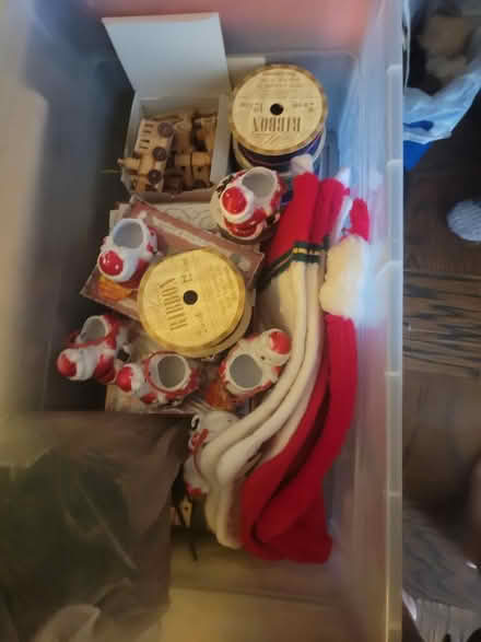 Photo of free Christmas stuff (LES) #1