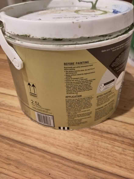 Photo of free Half a tin of green paint (Roundhay LS8) #3