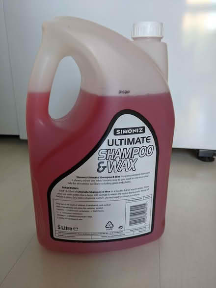 Photo of free Simoniz Ultimate car shampoo & wax (batchworth HA6) #2