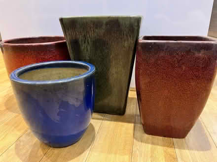 Photo of free Four glazed outdoor plant pots (KT6 Surbiton) #1
