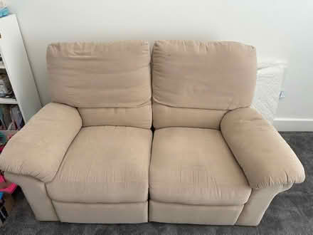 Photo of free Sofa (RH102EL) #1