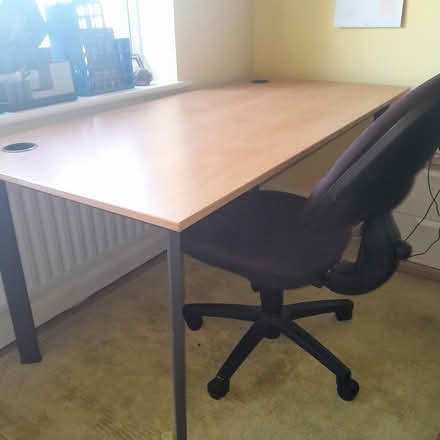 Photo of free Large desk (Abingdon OX14 5LW) #3