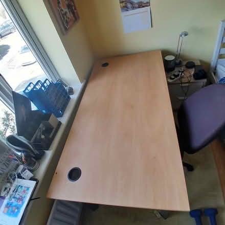 Photo of free Large desk (Abingdon OX14 5LW) #2