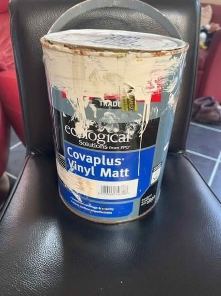 Photo of free Off white Matt emulsion (Hertford SG14) #1