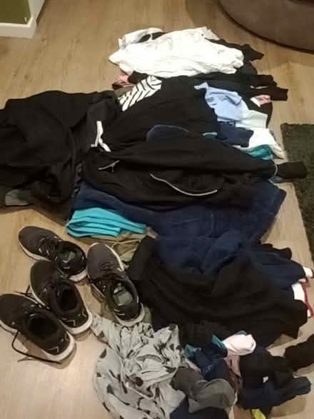 Photo of free Various women's cloths (Hughenden Valley HP13) #1