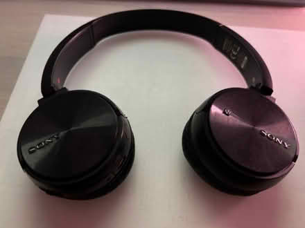 Photo of free bluetooth headphones (Newbury Park IG2) #1