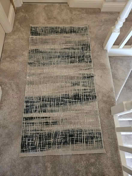 Photo of free 2 rugs (BR5) #1