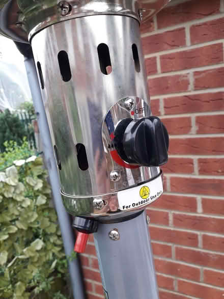 Photo of free Outdoor patio heater (Hayes UB3) #4