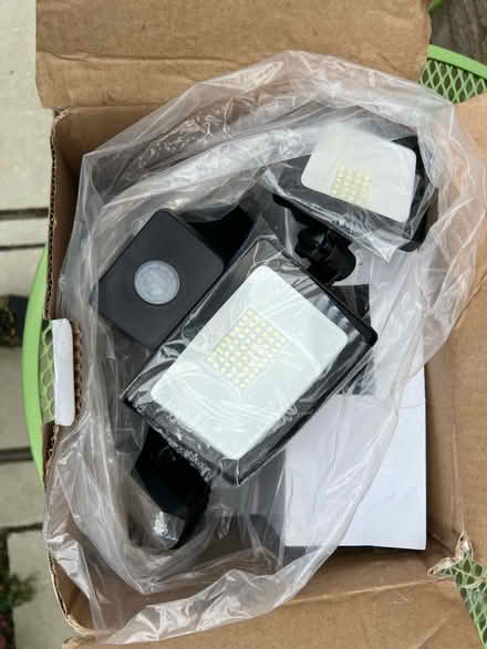 Photo of free Motion Sensor LED Wall Light (WOODNEWTON, Nr. OUNDLE) #1
