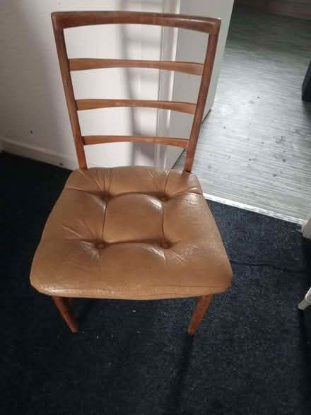 Photo of free single chair (AB25) #1