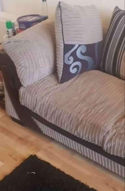 Photo of free Brown corduroy 2 seater sofa (Lower Edmonton, N9) #3