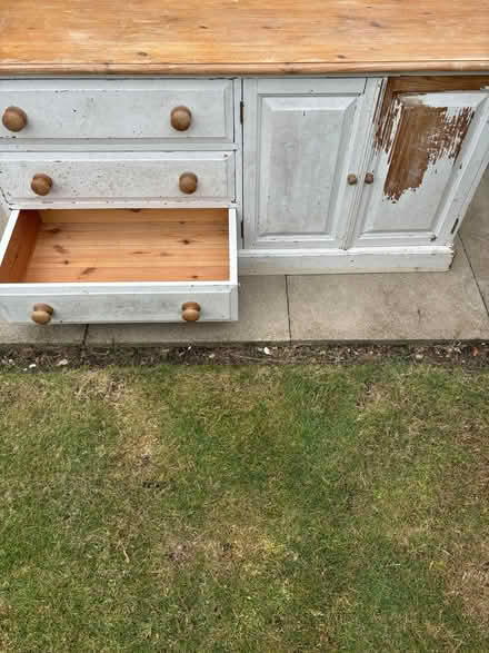 Photo of free Solid pine unit (Leighton Buzzard LU7) #1