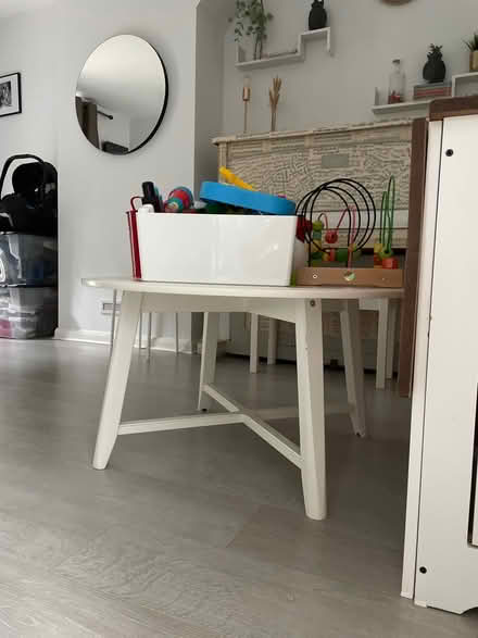 Photo of free Round white table ikea (Bromley by Kent) #1