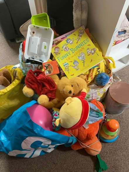 Photo of free Children’s clothes, toys & books (SE25 selhurst) #1