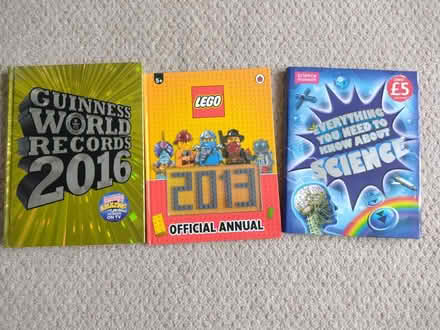 Photo of free Albums / encyclopaedia (Addiscombe CR0) #1