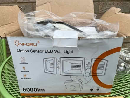 Photo of free Motion Sensor LED Wall Light (WOODNEWTON, Nr. OUNDLE) #2