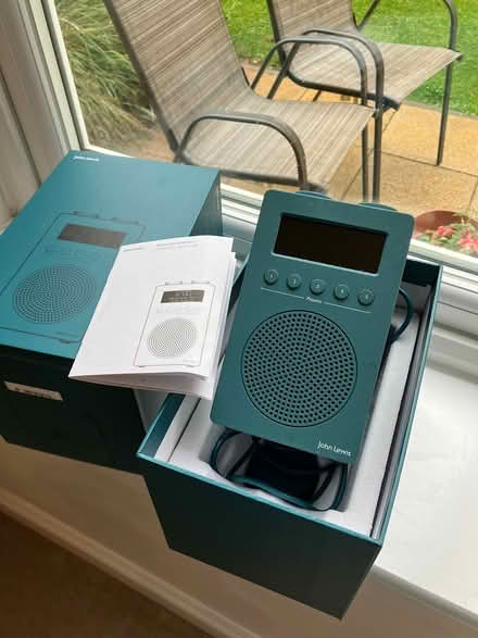 Photo of free DAB radio (Swindon SN25) #1