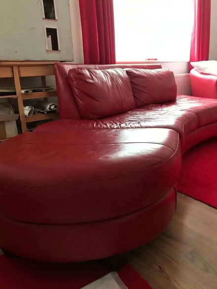 Photo of free Red Leather Sofa (see pictures) (St Nicholas SG1) #1