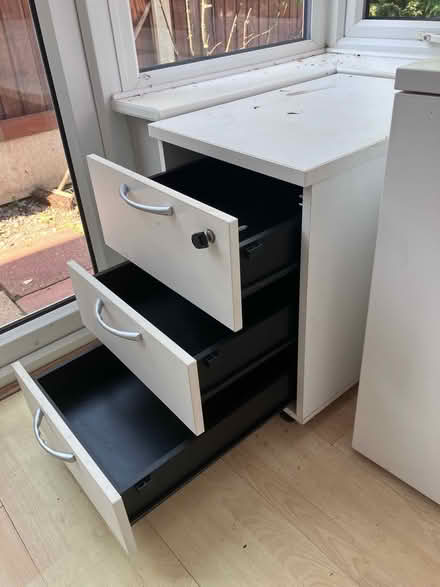 Photo of free White drawers (CM2) #2