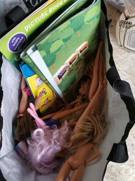 Photo of free Toys (Chessington KT9) #2