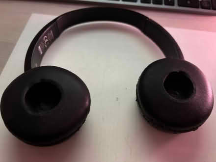 Photo of free bluetooth headphones (Newbury Park IG2) #2
