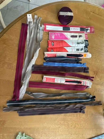 Photo of free Assorted Zippers (Aurora) #1