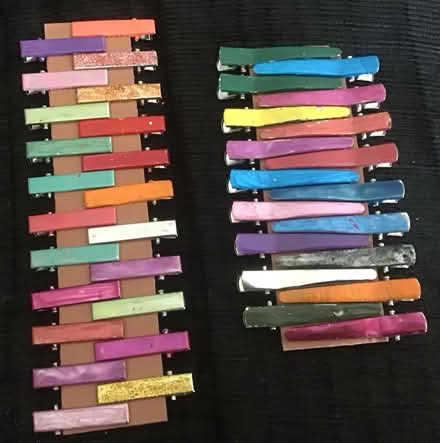 Photo of free 40 small metal hair slides (langdon hills) #1